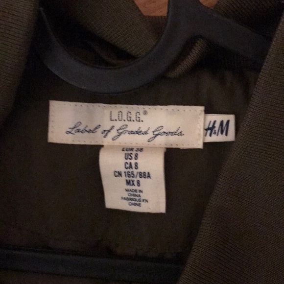 🔥3 for $30🔥Quilted olive green bomber jacket - Picture 4 of 4